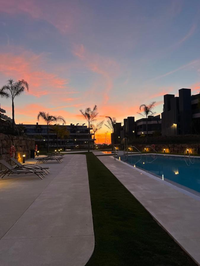 Ferienwohnung The Golden Oasis Penthouse Estepona Exterior foto