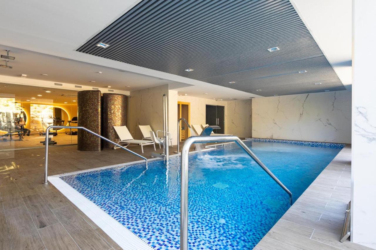Ferienwohnung The Golden Oasis Penthouse Estepona Exterior foto
